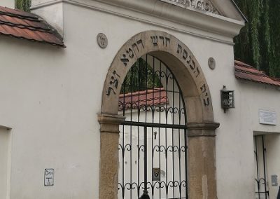 Remuh-Synagogue-2