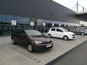 השוות מחירים לשכירות רכב בפולין
